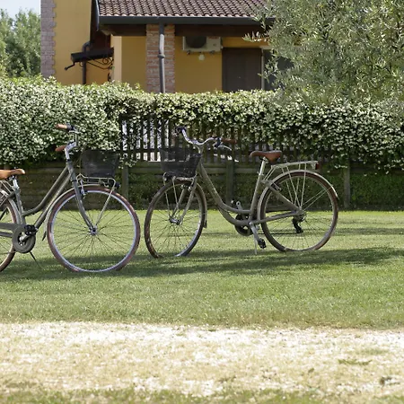 ホリデーパーク Da Giovanni ペスキエーラ・デル・ガルダ