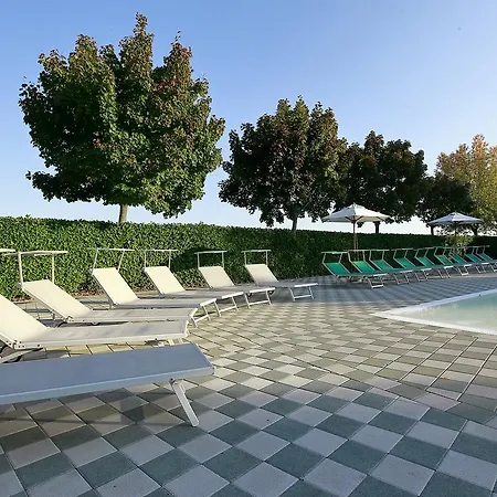 Da Giovanni ホリデーパーク ペスキエーラ・デル・ガルダ